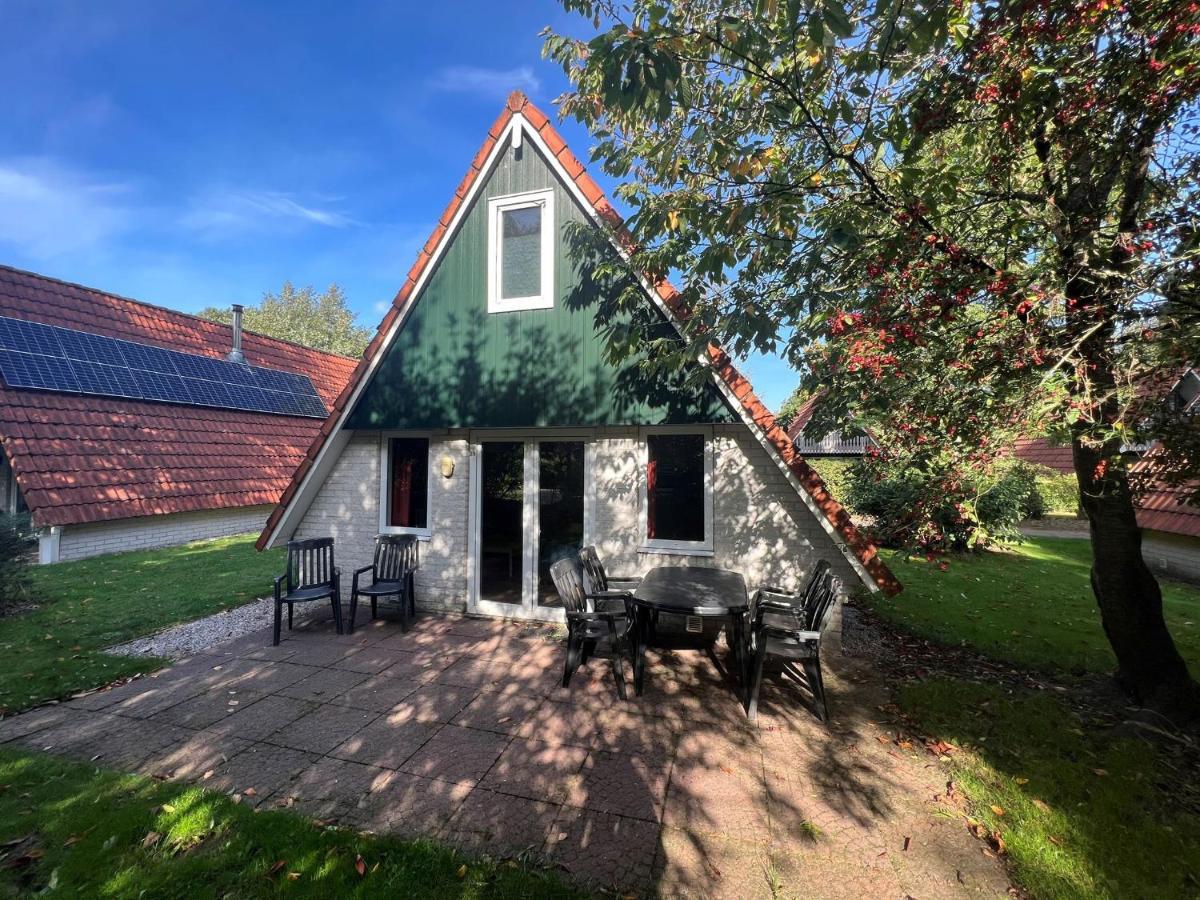 Het Familie Boshuisje - Vakantiewoning Op Prachtig Park Met Veel Faciliteiten Inc Ligbad Gramsbergen Exterior foto